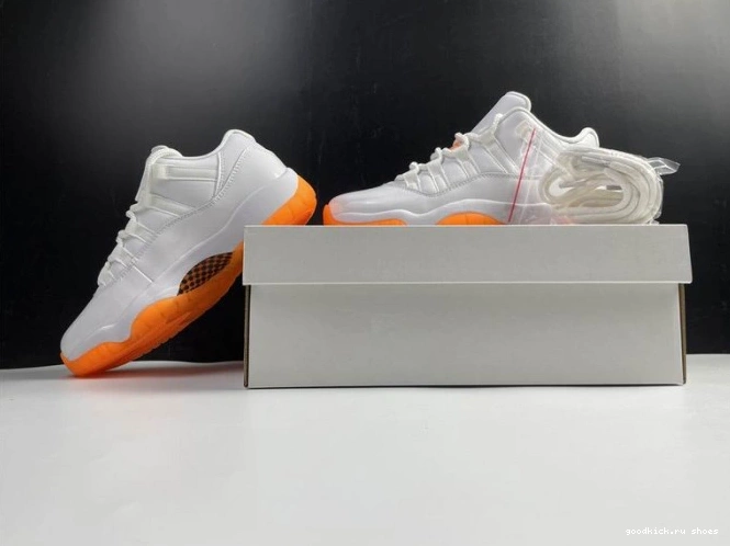 11 AH7860-139 RETRO LOW CITRUS AIR JORDAN BRIGHT 0818